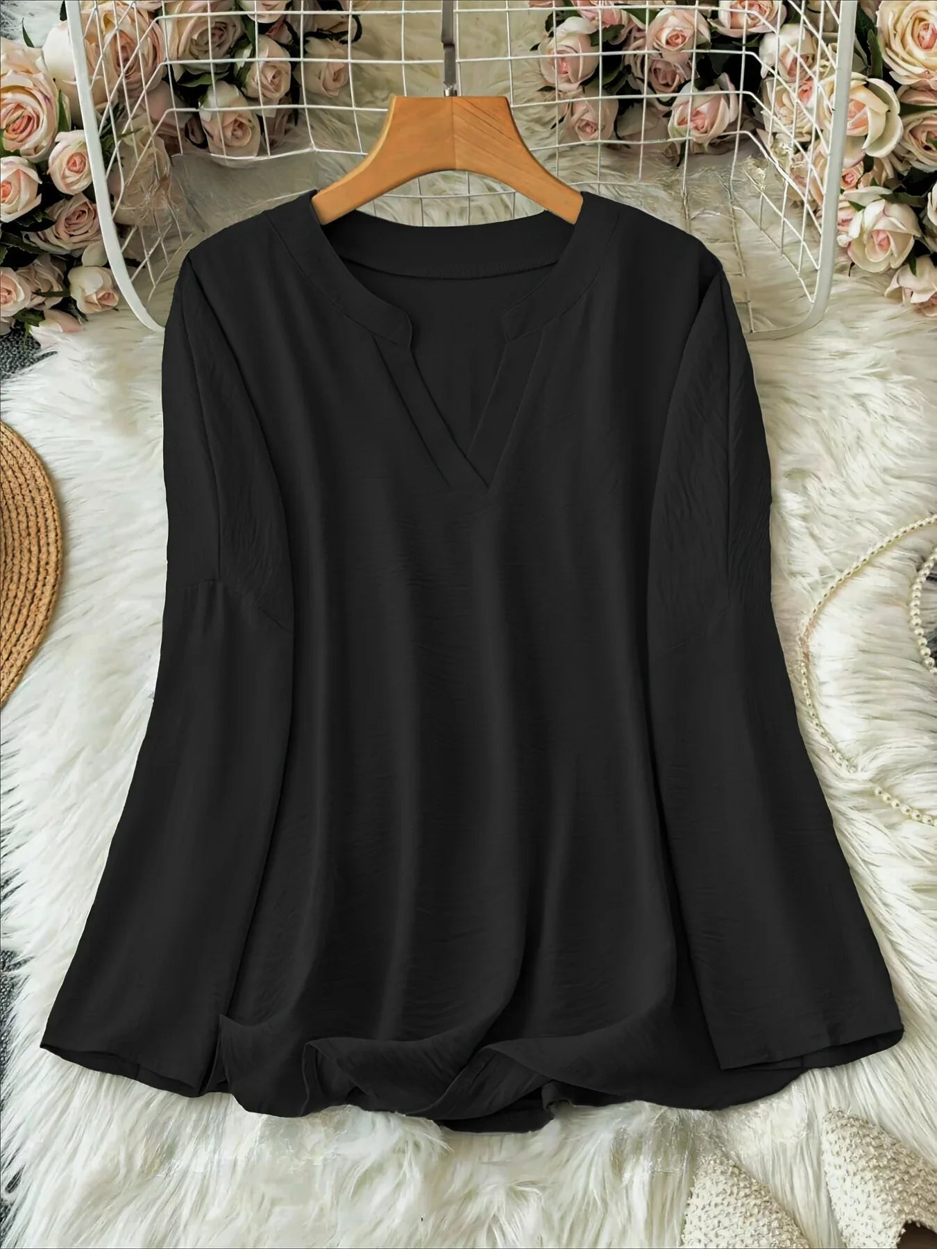 Bea | Blusa con cuello en V y tejido suave