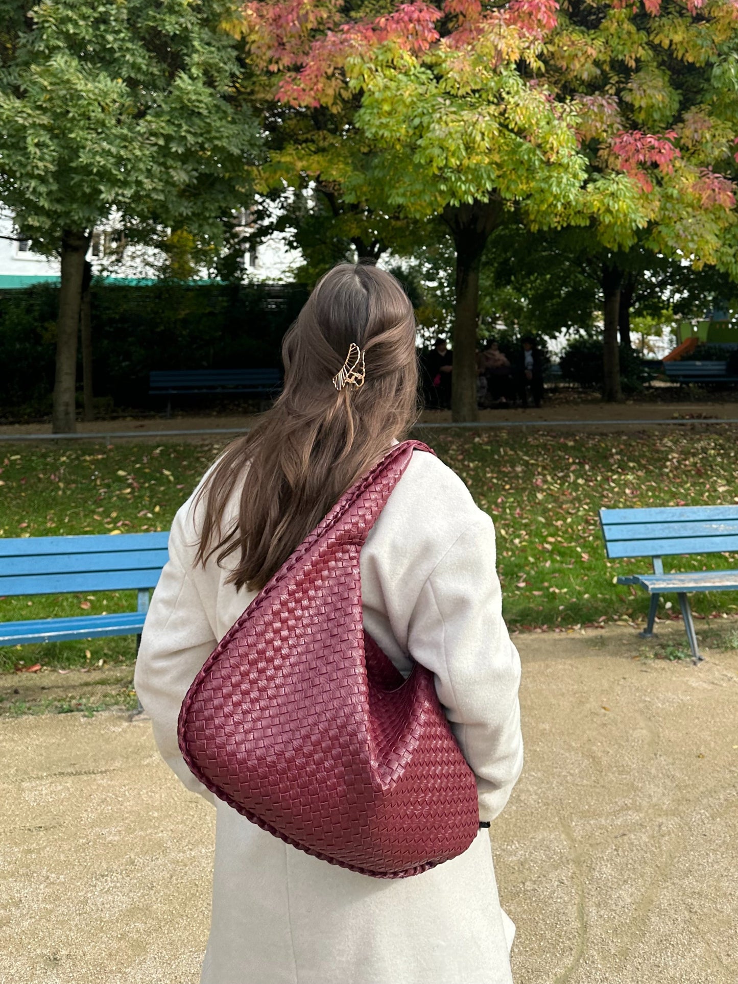 Mónica | Bolsa Moderna y Espaciosa