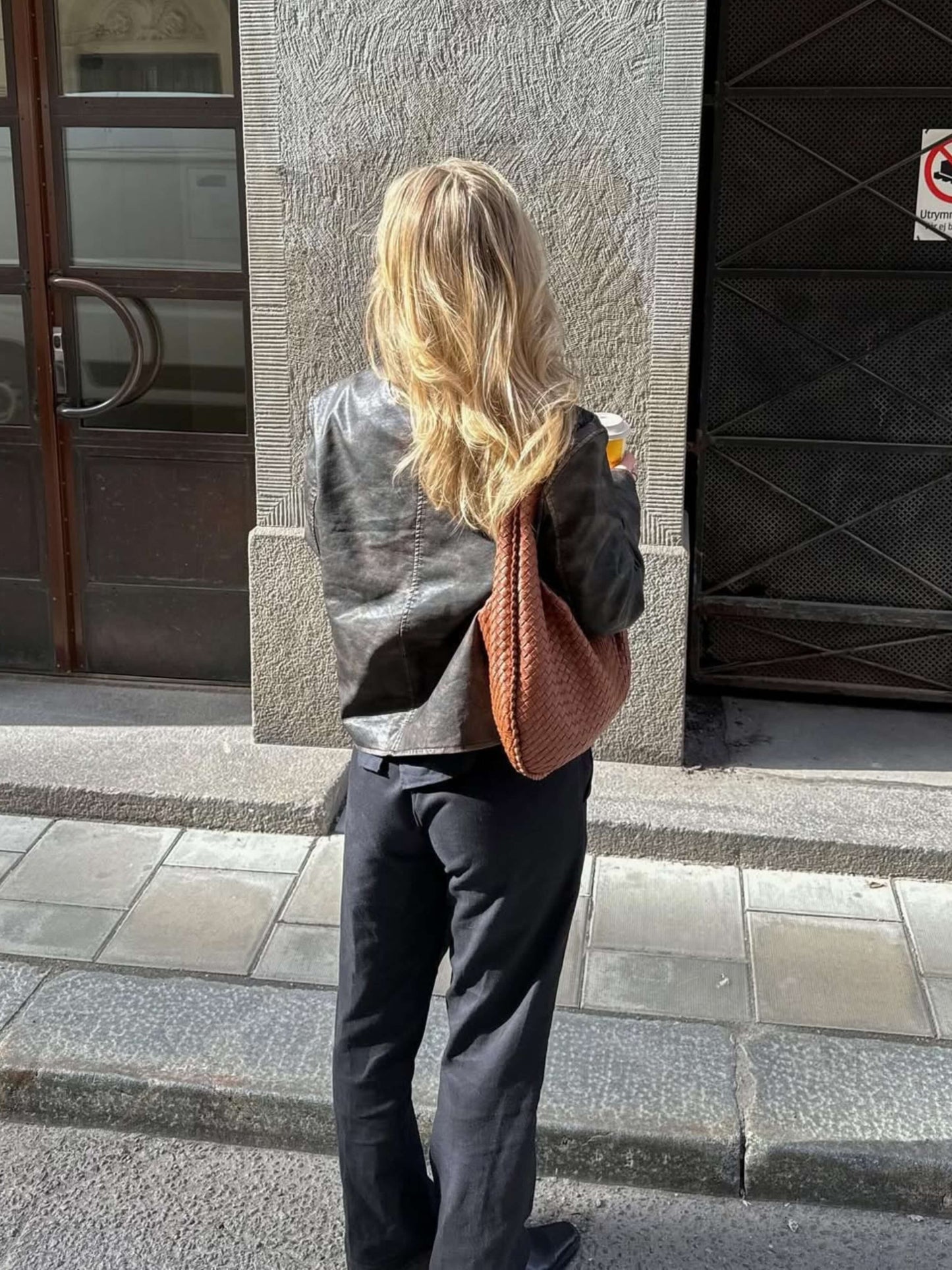 Mónica | Bolsa Moderna y Espaciosa